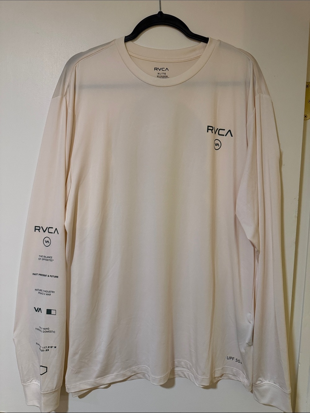 RVCA Rash Guard - Picture 1 of 4